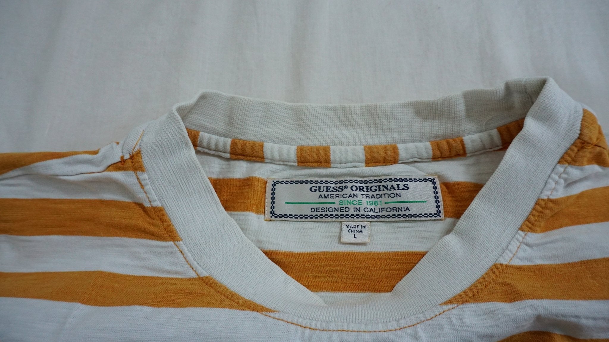 Camiseta Guess algodón y manga corta - CONEJO BLANCO VINTAGE